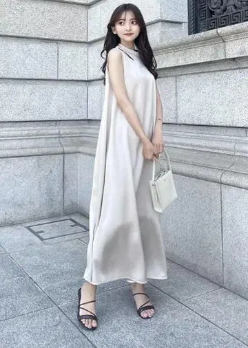 미사용 새상품 anuans 아뉴앙스 컷아웃 더블 새틴 원피스