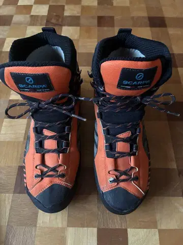 SCARPA 리베레 라이트HD EU41 미드컷 등산화