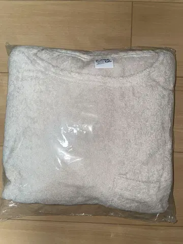 시그널원 룸웨어 랏다, 페인트, 아카가미노 토모