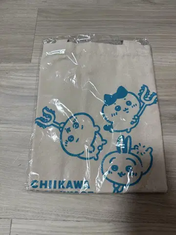 나가노 마켓 원컬러 플랫 토트백 치이카와 하치와레 토끼