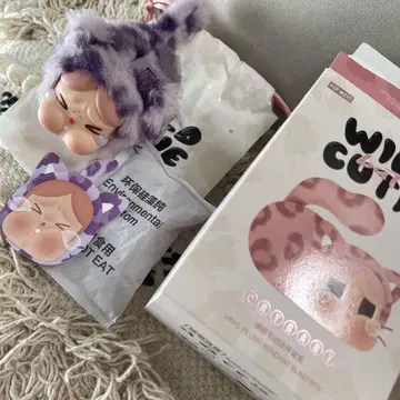 CRYBABY Wild but Cutie 시리즈 Neon cutie