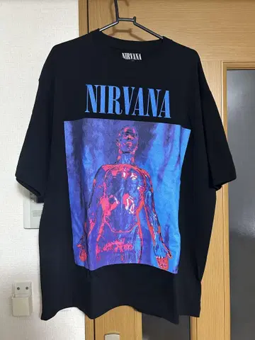 NIRVANA 티셔츠 SLIVER FREAK'S STORE