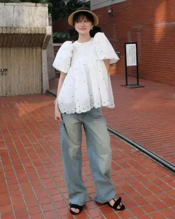 Bibiy. EMILY FLOWER BLOUSE