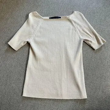 마르티니크 반팔 리브 니트 베이지 used