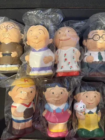 하세가와 마치코 미술관 사자에상 일가 저금통