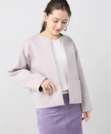 라이트 그레이 숏 기장 자켓