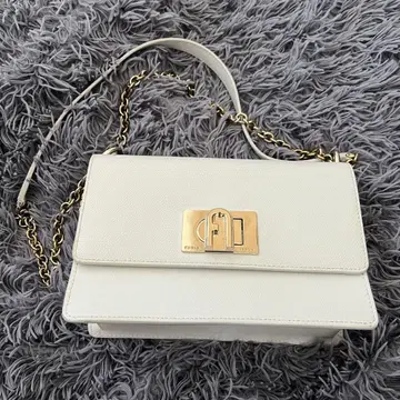 Furla 화이트 가죽 숄더백