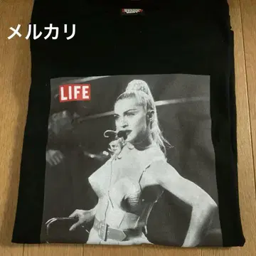 LIFE 마돈나 T셔츠 (백 프린트 있음)