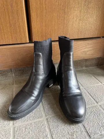 ZARA 사이드 고어 삭스 부츠