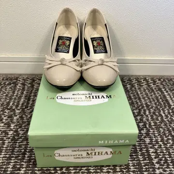 MIHAMA 베이지 펌프스 22cm