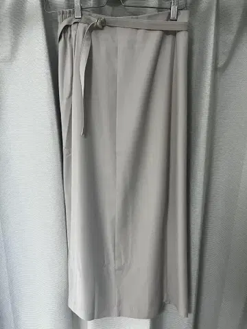 YECCA VECCA 라이트 베이지 스커트 M