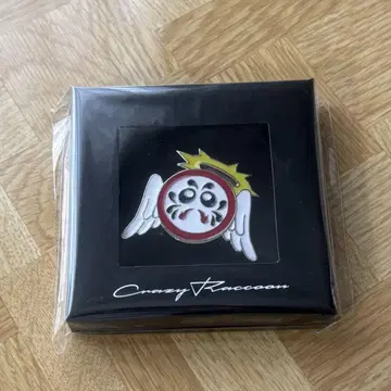 Crazy Raccoon 달마이즈갓 핀 배지 핀즈