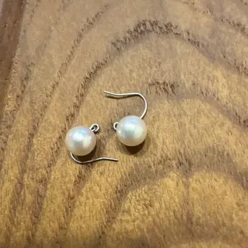 화이트 진주 후크식 귀걸이 6mm