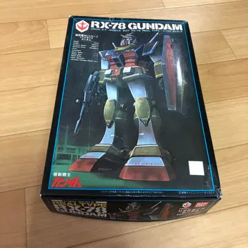 1/100 리얼 타입 RX-78 건담 (기동전사 건담)