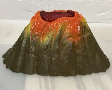 디오라마 화산 상단 부분만