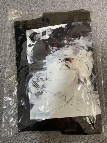 캐릭터 그래픽 티셔츠 블랙 미개봉