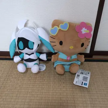 Vtuber 봉제 인형과 헬로키티 세트
