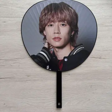 코무돗토 유우타 부채