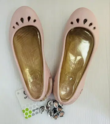 택 포함 새상품 crocs 마린디 레어 핑크 24cm