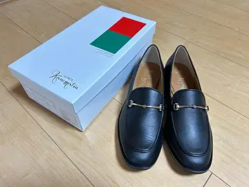 미사용 새상품 긴자 카네마츠 로퍼 23.5cm 아쿠아벨
