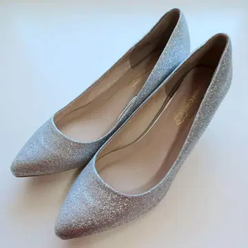 [미사용 새상품] 실버 글리터 펌프스 3L 힐 6cm
