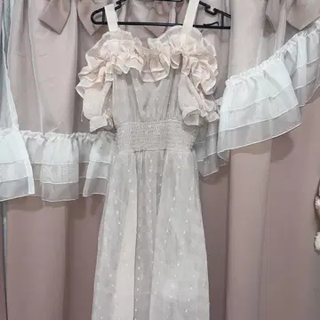 evelyn 라메 프릴 롱 원피스 핑크