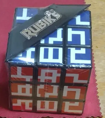 3D 퍼즐 큐브 Rubik's Cube 미사용품