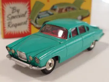 CORGI TOYS No.238 JAGUAR MARK X