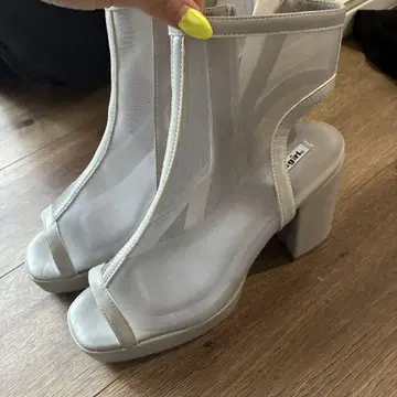 샌들