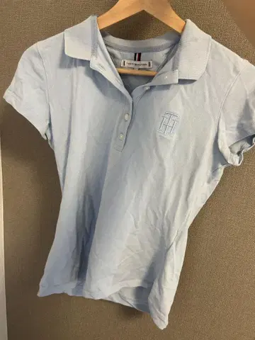 TOMMY HILFIGER 라이트 블루 피케 셔츠 S