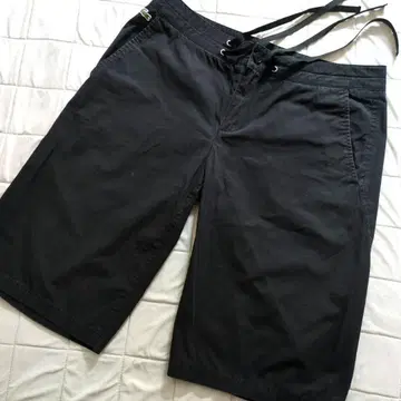 라코스테 Lacoste 캐주얼 하프 팬츠 42 블랙