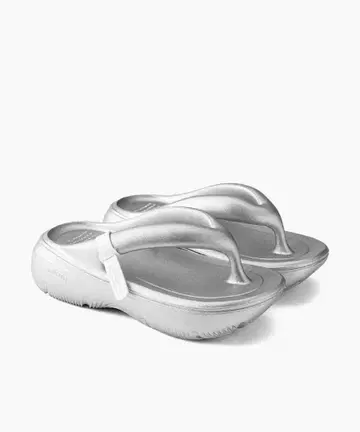 [미사용 새상품] TAW&TOE Zerovity Plumpy 실버