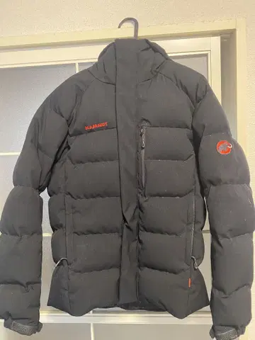 MAMMUT 클래식 로고 다운 자켓