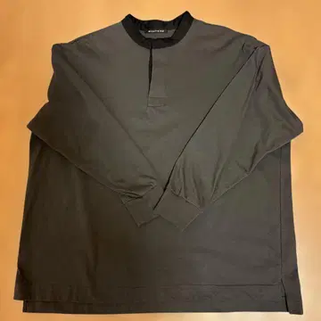미즈이로 인드 스탠드 카라 티셔츠