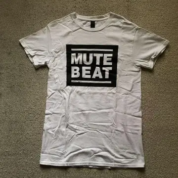 mute beat t셔츠 S사이즈