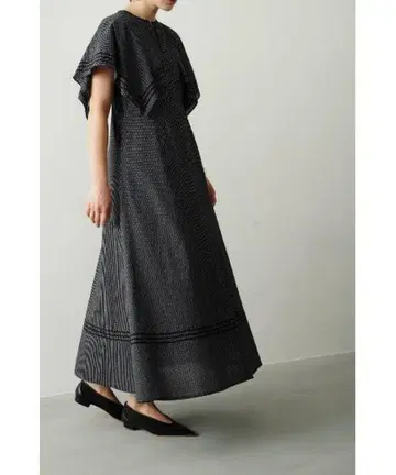 CLANE LINE HANDKERCHIEF ONE PIECE