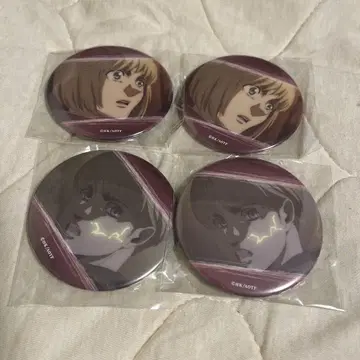 진격의 거인 당첨 트레이딩 캔뱃지 아르민