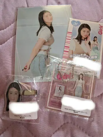 스미타니 모모카 4점 세트 아크릴 헤어 클립 볼 체인 카드 새상품