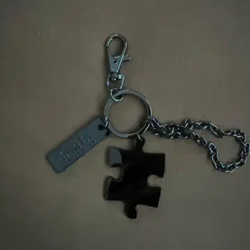 나리타 쇼지 퍼즐 키링