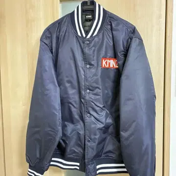 KMNZ 스타디움 자켓 L 사이즈