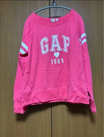 GAP 갭 맨투맨 핑크
