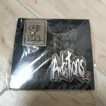 새상품 미개봉 ONE OK ROCK 2017 핀 배지 세트
