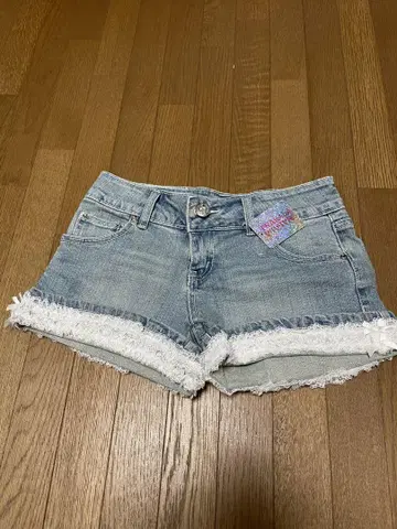 투라라 데님 프릴 숏팬츠