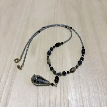 블랙 계열 펜던트 목걸이