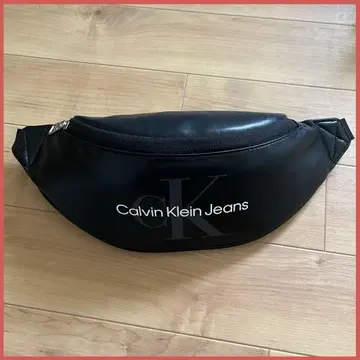 Calvin Klein Jeans 바디백 K50K508203