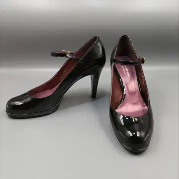 madras 블랙 에나멜 스트랩 하이힐 24.5cm