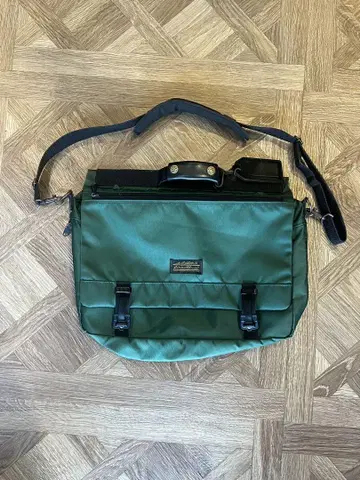 90년대 Eddie Bauer 숄더백 메신저