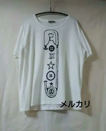 SUPERFINE x JUDY BLAME 안전 핀 티셔츠