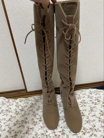 스나이델 베이지 레이스업 롱 부츠
