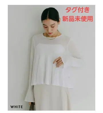 [택 포함 미사용 새상품] 베이스먼트 온라인 페플럼 시어 탑 화이트
